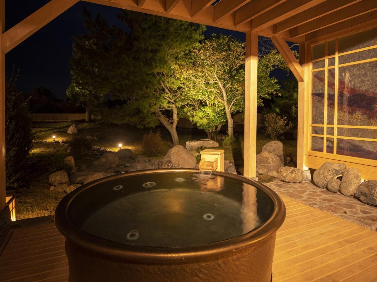 La Vista Kirishima Hills Hotel Екстериор снимка